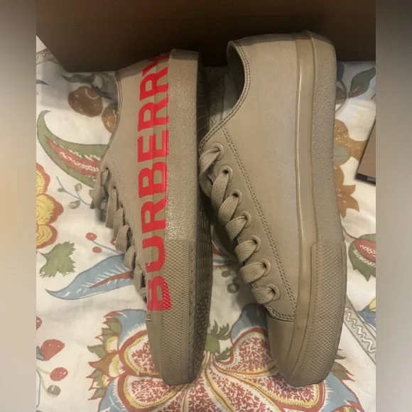 Authentic Burberry Dark HoneyLow Top Larkhall Sneaker with Red Lettering,37(7) - Picture 6 of 13